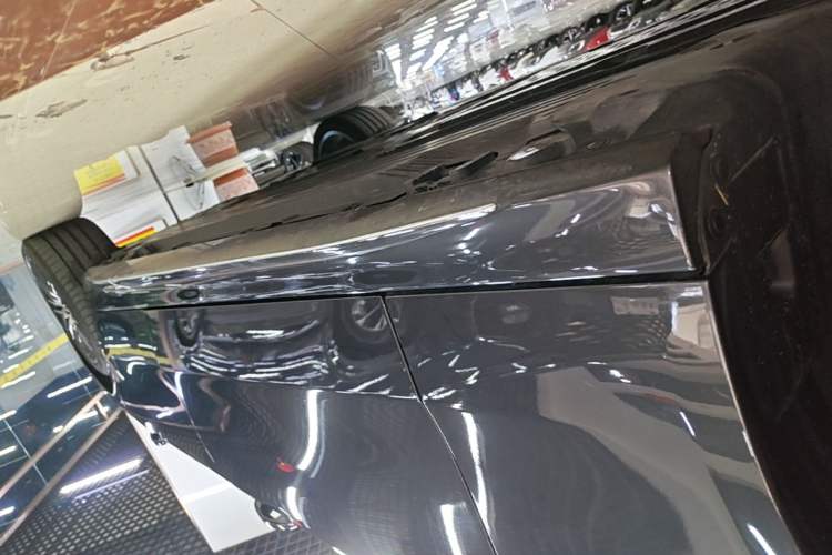 Used Mercedes-Benz C-Class 2024 Restyled C-Class 260 L Sport Edition Left Side Sill