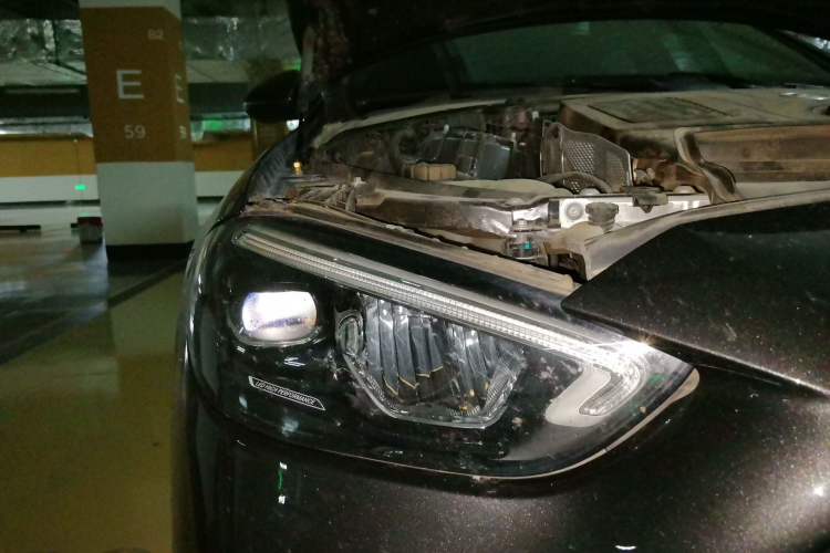 Used Mercedes-Benz C-Class 2024 C 260 L Brilliant Night Sports Edition Right Front Headlight