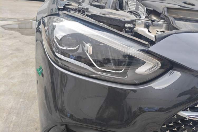 Used Mercedes-Benz C-Class 2024 Restyled C 260 L Sport Edition Right Front Headlight