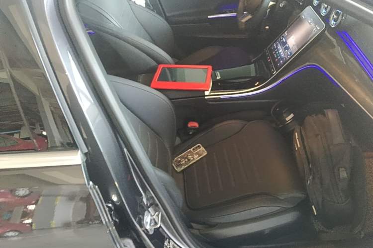 Used Mercedes-Benz C-Class 2024 Restyled C-Class 260 L Sport Edition Right Front Seat