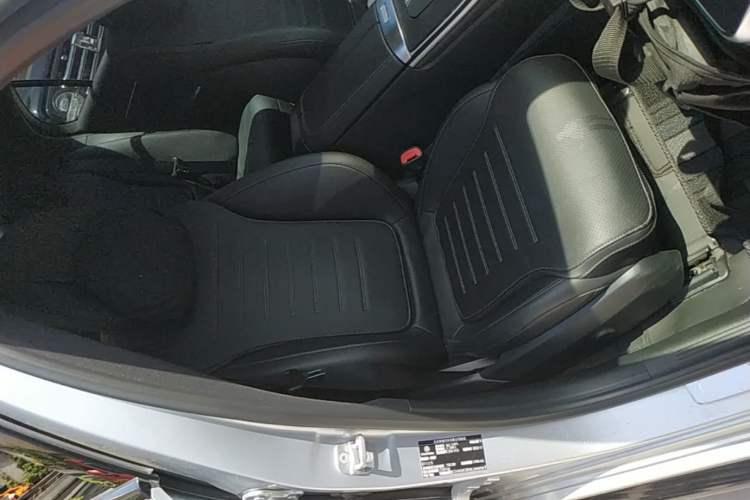 Used Mercedes-Benz C-Class 2024 Restyled C 260 L Sport Edition Right Front Seat