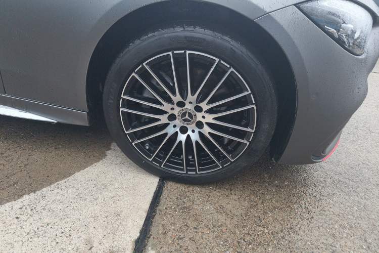 Used Mercedes-Benz C-Class 2024 Restyled C-Class 260 L Sport Edition Right Front Wheel Hub