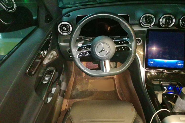 Used Mercedes-Benz C-Class 2024 C 260 L Brilliant Night Sports Edition Steering Wheel