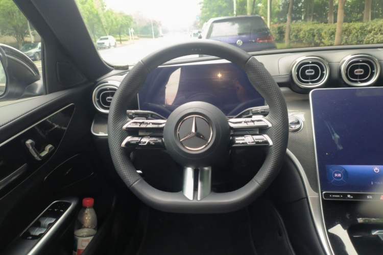 Used Mercedes-Benz C-Class 2024 Second Facelift C 260 L Sport Edition Steering Wheel