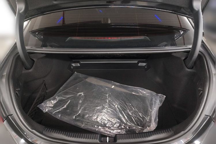 Used Mercedes-Benz C-Class 2024 Revised Version C 260 L Trunk