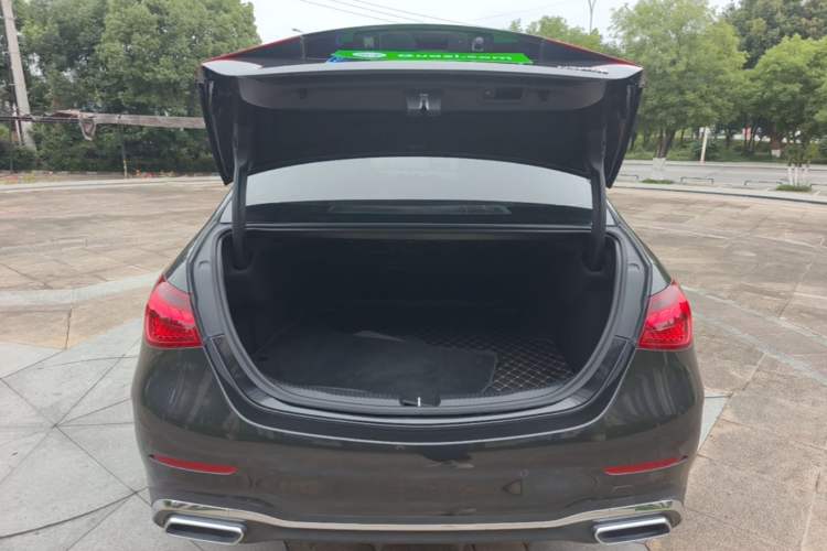 Used Mercedes-Benz C-Class 2024 Second Facelift C 260 L Sport Edition Trunk