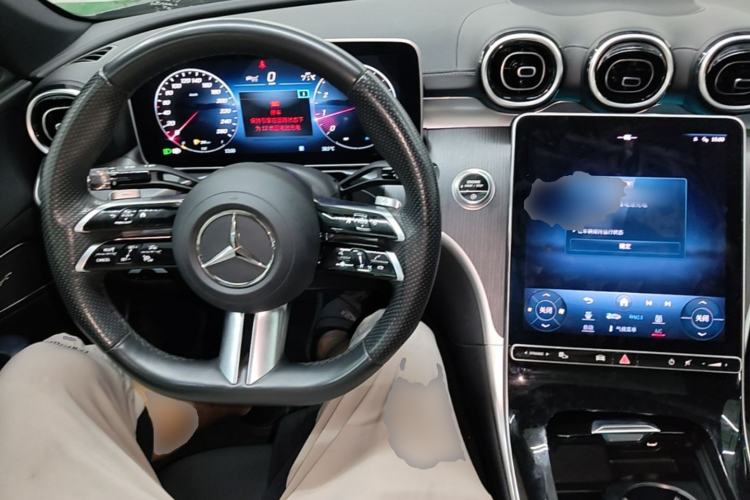 Used Mercedes-Benz C-Class 2024 C 200 L Sport Edition Center Console