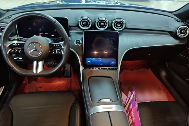 Used Mercedes-Benz C-Class 2024 Restyled C 260 L Sport Edition Center Console