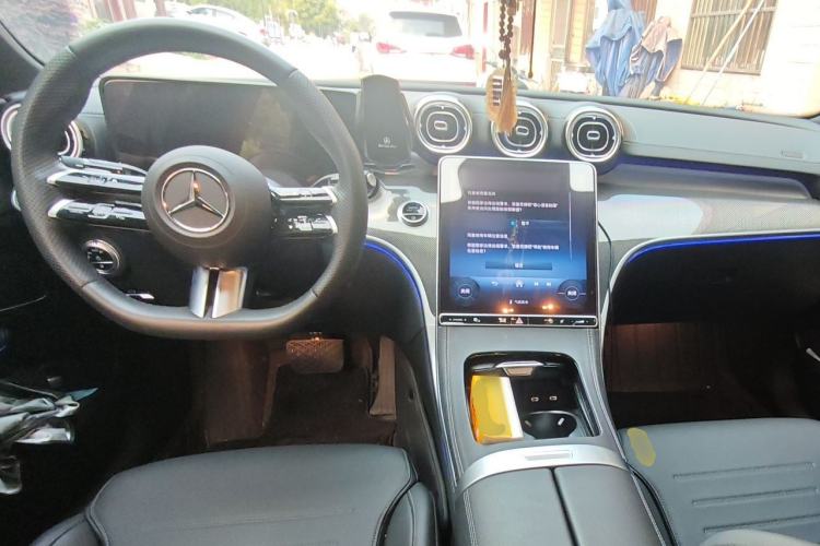 Used Mercedes-Benz C-Class 2024 Second Facelift C 260 L Sport Edition Center Console