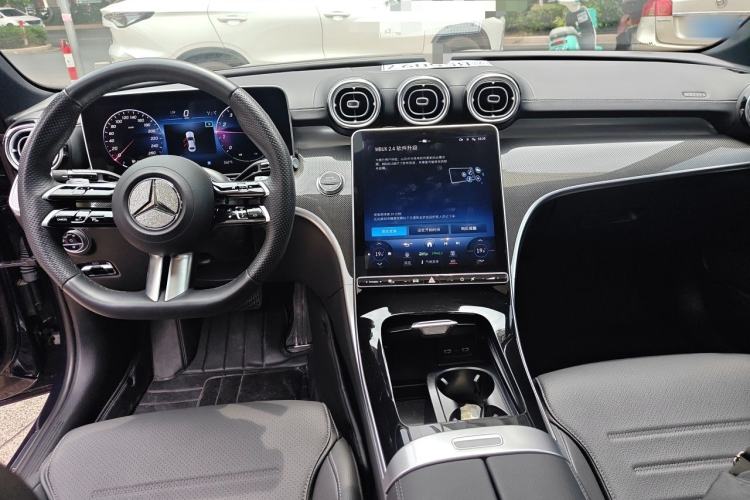 Used Mercedes-Benz C-Class 2024 C 260 L Sport Edition Center Console