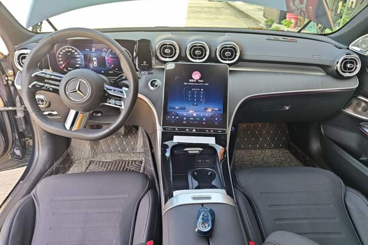 Used Mercedes-Benz C-Class 2024 Facelift C 260 L Night Edition Sport Version Center Console