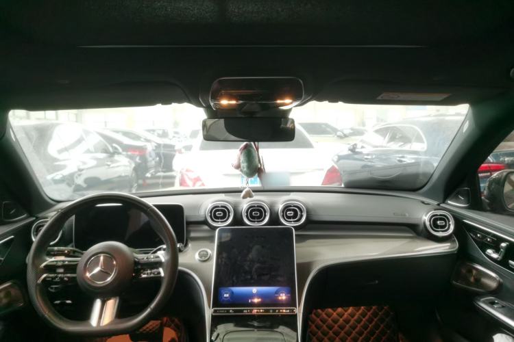 Used Mercedes-Benz C-Class 2024 Second Facelift C 260 L Starry Night Sport Edition Center Console