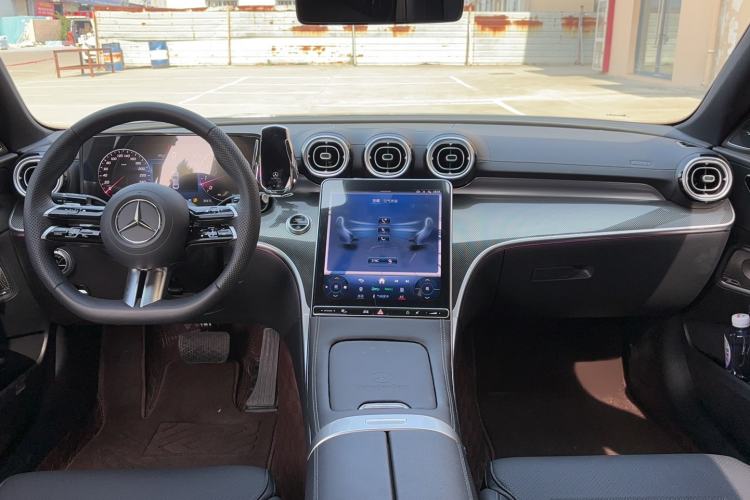 Used Mercedes-Benz C-Class 2024 Second Facelift C 260 L Starry Night Sport Edition Center Console