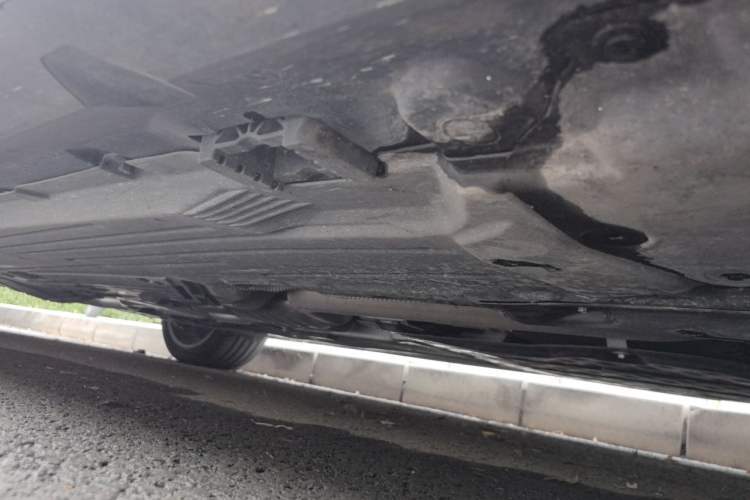 Used Mercedes-Benz C-Class 2024 C 260 L Sport Edition Chassis Front Right