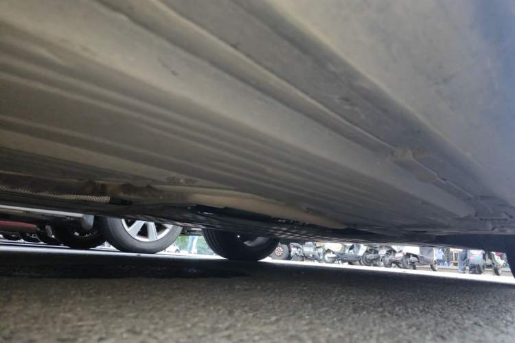 Used Mercedes-Benz C-Class 2024 C 260 L Brilliant Night Sports Edition Chassis Front Right