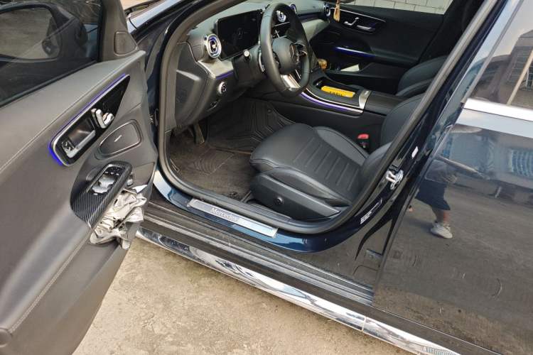 Used Mercedes-Benz C-Class 2024 Second Facelift C 260 L Sport Edition Driver Seat