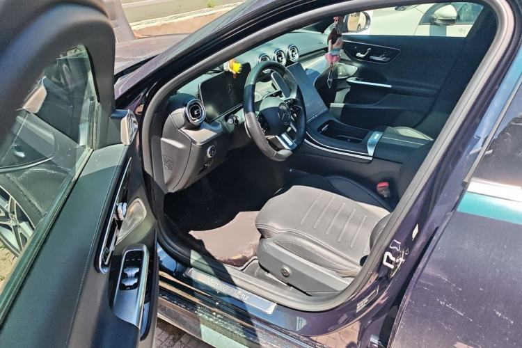 Used Mercedes-Benz C-Class 2024 Restyled C 260 L Sport Edition Driver Seat