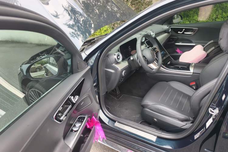 Used Mercedes-Benz C-Class 2024 C 260 L Sport Edition Driver Seat