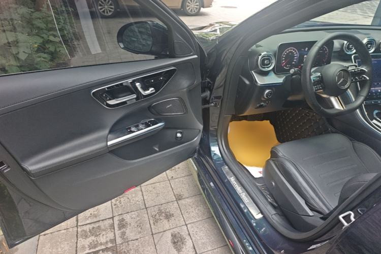 Used Mercedes-Benz C-Class 2024 Restyled C 260 L Sport Edition Driver Seat