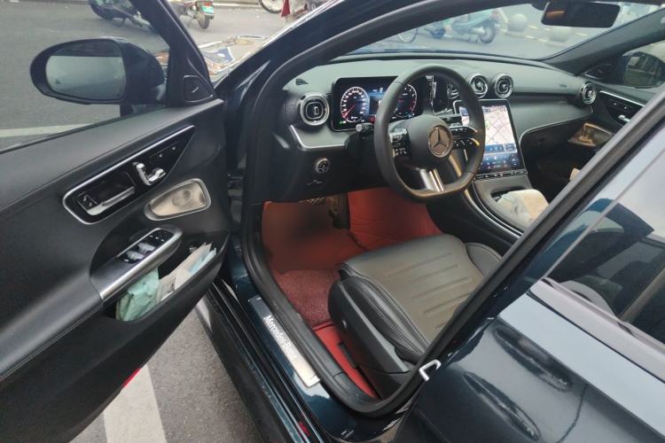 Used Mercedes-Benz C-Class 2024 C 260 L Brilliant Night Sports Edition Driver Seat