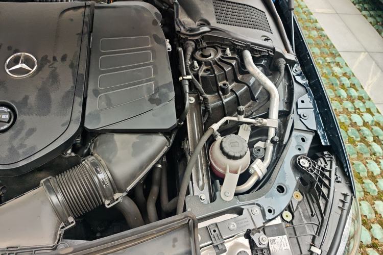 Used Mercedes-Benz C-Class 2024 Second Facelift C 260 L Starry Night Sport Edition Engine Bay Left