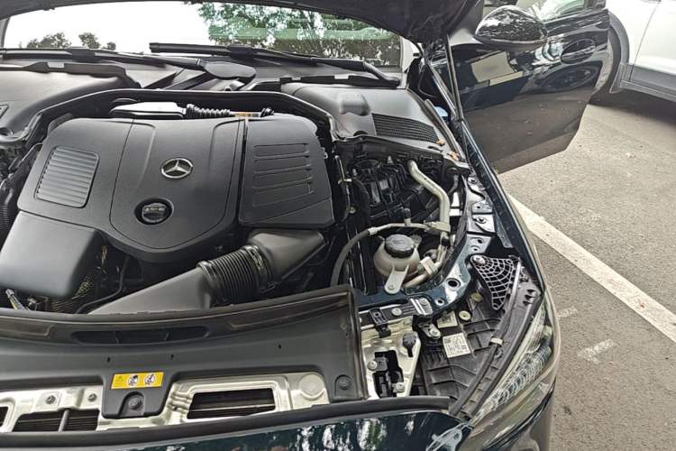 Used Mercedes-Benz C-Class 2024 Facelift C 260 L Night Edition Sport Version Engine Bay Left
