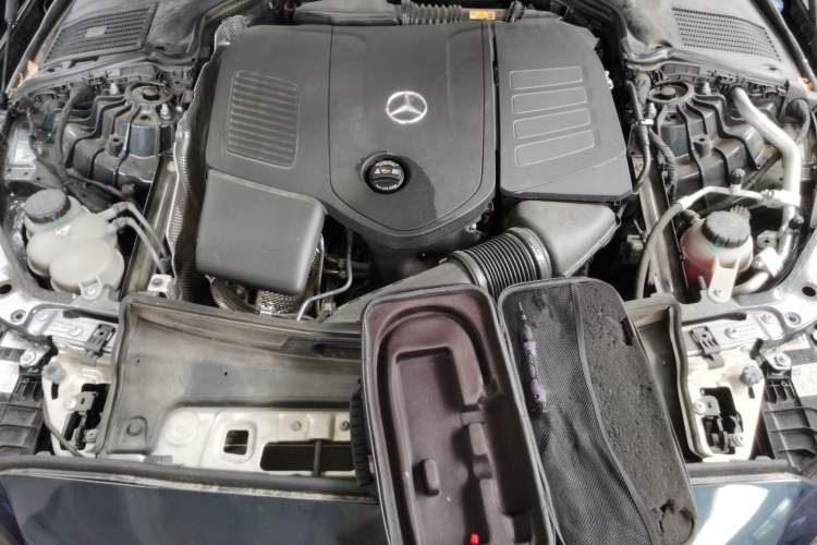 Used Mercedes-Benz C-Class 2024 Second Facelift C 260 L Starry Night Sport Edition Engine Bay
