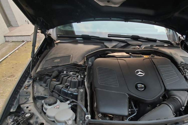 Used Mercedes-Benz C-Class 2024 Second Facelift C 260 L Sport Edition Engine Bay Right