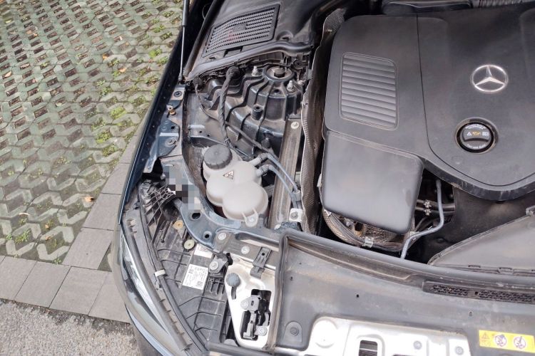 Used Mercedes-Benz C-Class 2024 Second Facelift C 260 L Starry Night Sport Edition Engine Bay Right