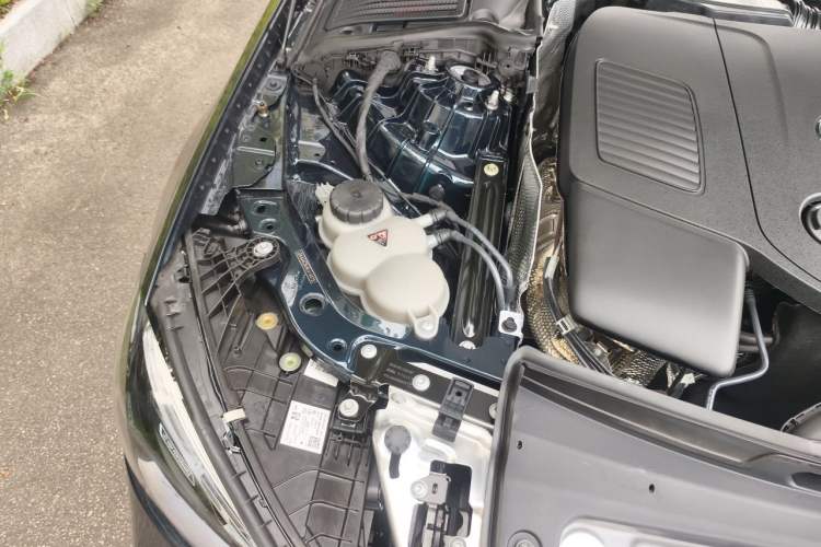 Used Mercedes-Benz C-Class 2024 C 260 L Sport Edition Engine Bay Right