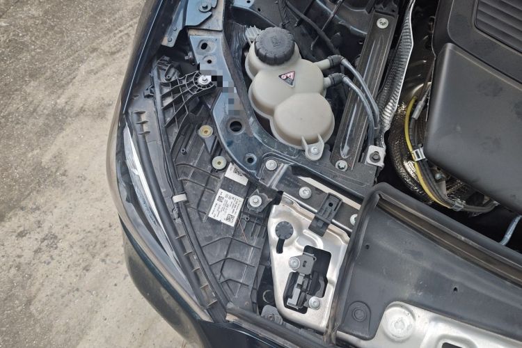Used Mercedes-Benz C-Class 2024 Second Facelift C 260 L Sport Edition Engine Bay Right