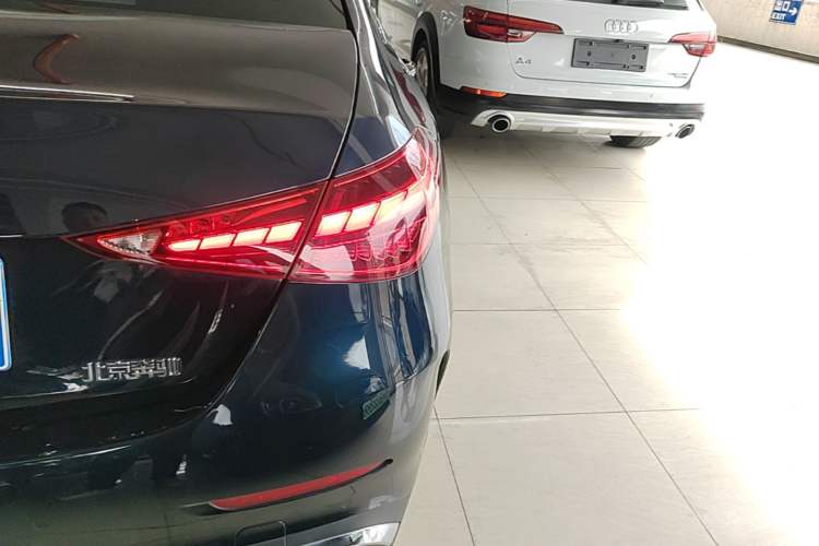 Used Mercedes-Benz C-Class 2024 C 200 L Sport Edition Exterior 3