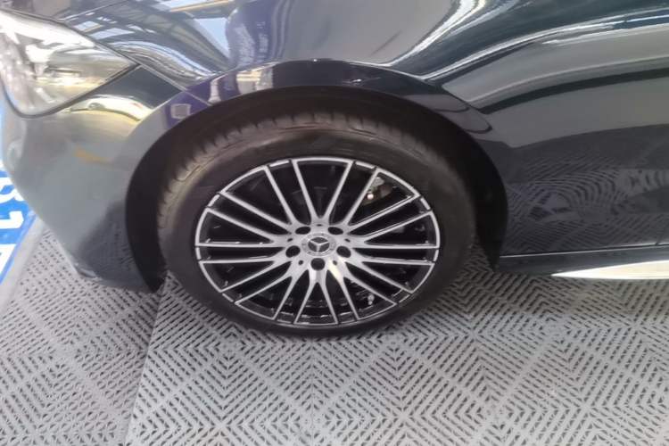 Used Mercedes-Benz C-Class 2024 C 260 L Sport Edition Exterior 4