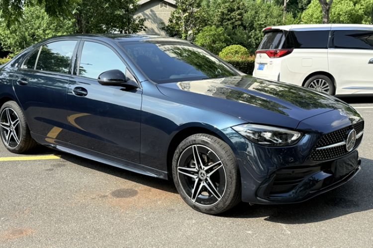 Used Mercedes-Benz C-Class 2024 Facelift C 260 L Night Edition Sport Version Exterior 9