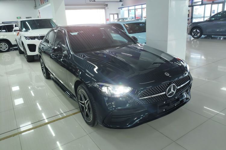 Used Mercedes-Benz C-Class 2024 Second Facelift C 260 L Starry Night Sport Edition Front Right 45 Deg