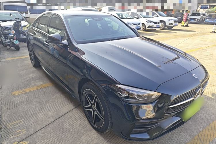 Used Mercedes-Benz C-Class 2024 Facelift C 260 L Night Edition Sport Version Front Right 45 Deg