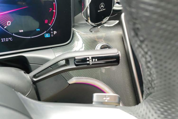 Used Mercedes-Benz C-Class 2024 Restyled C 260 L Sport Edition Gear Lever