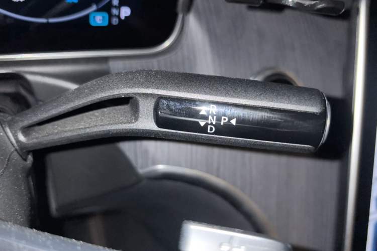 Used Mercedes-Benz C-Class 2024 Restyled C-Class 260 L Sport Edition Gear Lever