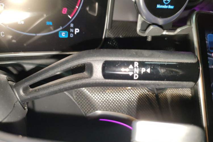 Used Mercedes-Benz C-Class 2024 Restyled C 260 L Sport Edition Gear Lever
