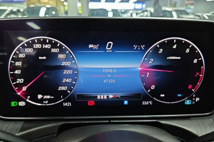 Used Mercedes-Benz C-Class 2024 Restyled C 260 L Sport Edition Instrument Cluster
