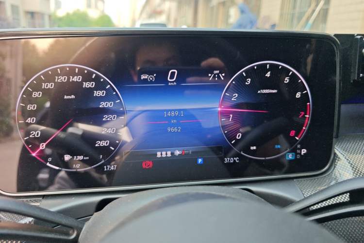 Used Mercedes-Benz C-Class 2024 Second Facelift C 260 L Sport Edition Instrument Cluster