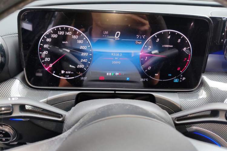 Used Mercedes-Benz C-Class 2024 Second Facelift C 260 L Starry Night Sport Edition Instrument Cluster