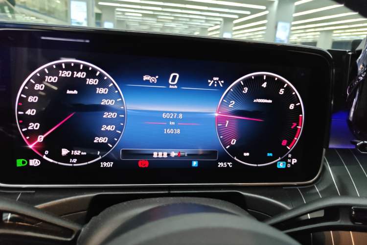 Used Mercedes-Benz C-Class 2024 C 200 L Sport Edition Instrument Cluster