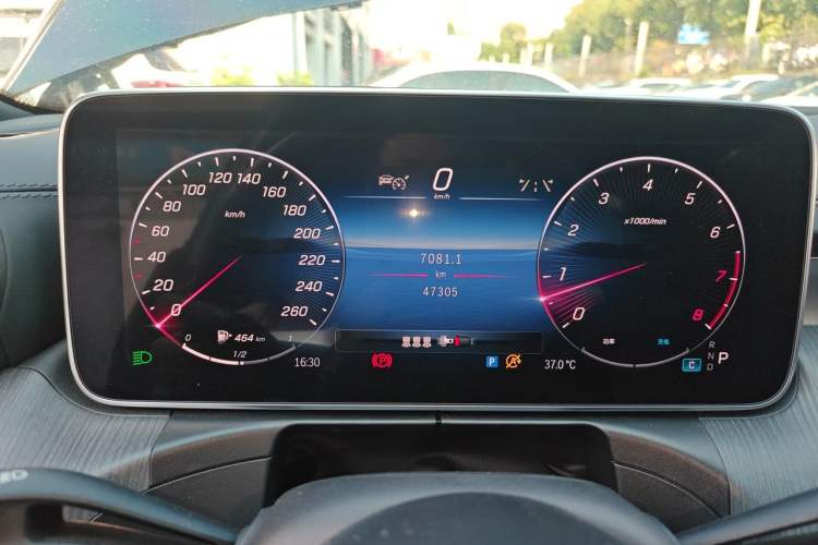 Used Mercedes-Benz C-Class 2024 Restyled C 260 L Sport Edition Instrument Cluster