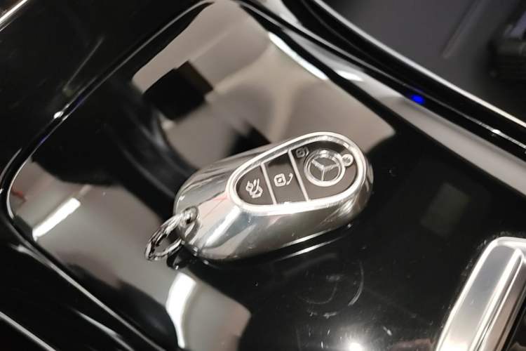 Used Mercedes-Benz C-Class 2024 C 200 L Sport Edition Interior 1