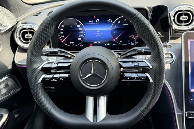 Used Mercedes-Benz C-Class 2024 Facelift C 260 L Night Edition Sport Version Interior 11