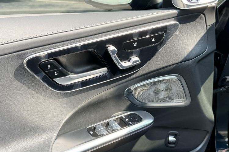 Used Mercedes-Benz C-Class 2024 Facelift C 260 L Night Edition Sport Version Interior 2