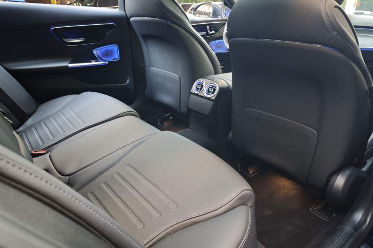 Used Mercedes-Benz C-Class 2024 C 260 L Sport Edition Interior 4