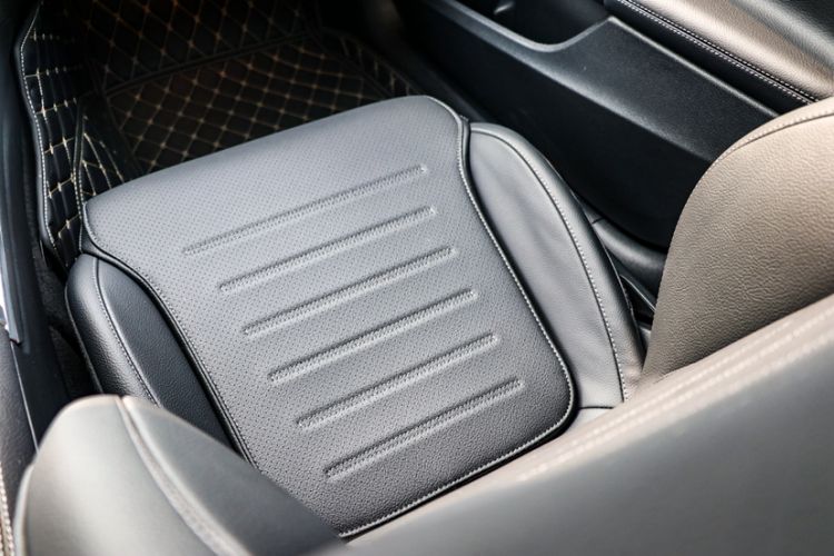 Used Mercedes-Benz C-Class 2024 C 200 L Sport Edition Interior 9