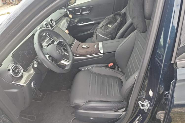 Used Mercedes-Benz C-Class 2024 Facelift C 260 L Night Edition Sport Version Left Front Seat